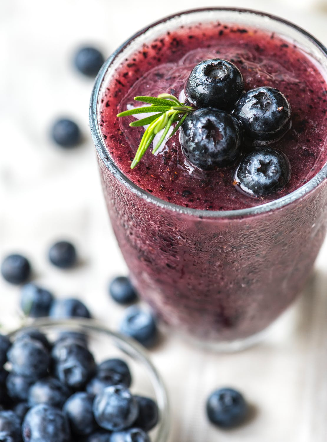 Blueberries have powerful antioxidants to repair dry, damaged, aged skin, and bring it back to life! 